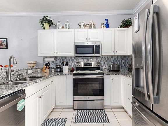 5th image of 106 Scotch Broom Dr. #105