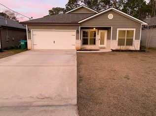 2245 Tom St, Navarre, FL 32566
