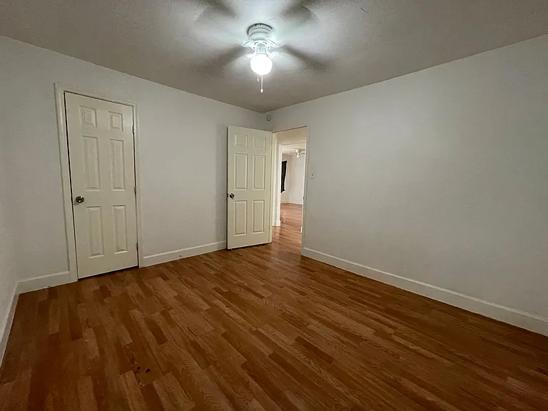 809 Glen Garden Dr — Photo 9