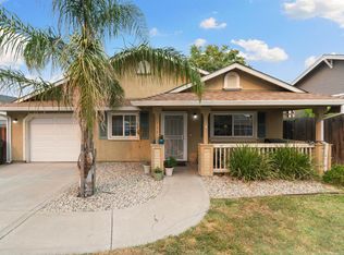 735 Santiago Ave, Sacramento, CA 95815