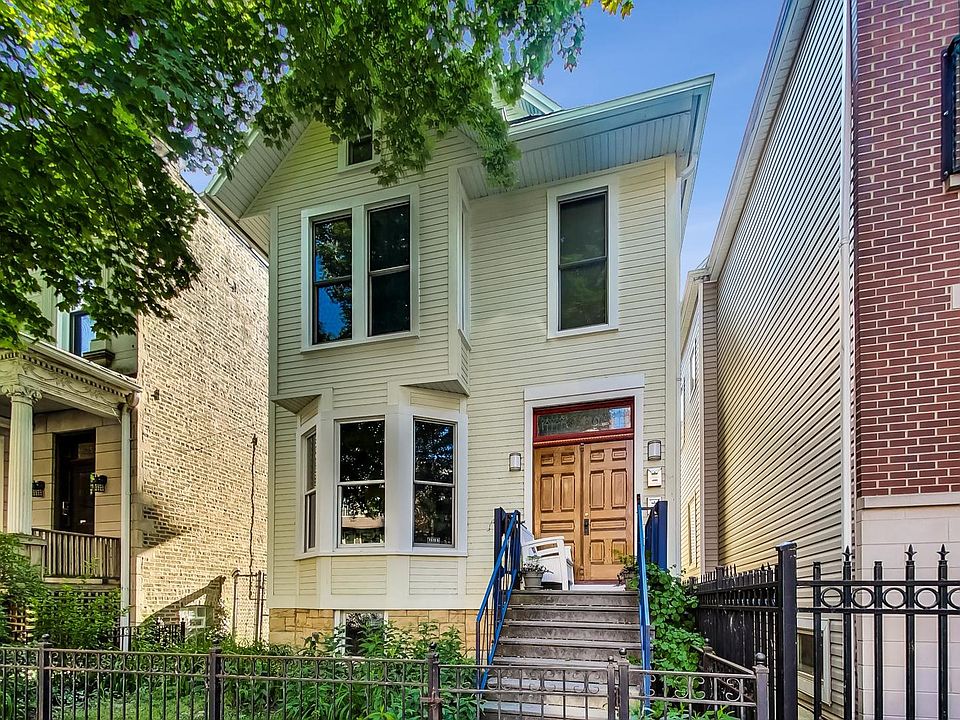1st image of 3536 N Wilton Ave Unit 2