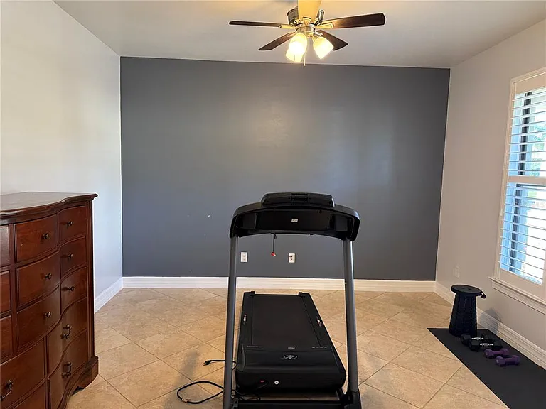 2599 Marton Oak Blvd — Photo 58