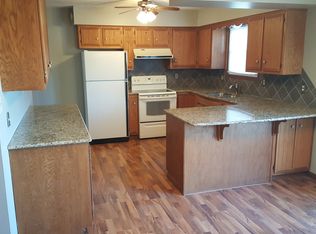 3418 Woods Dr, Manhattan, KS 66503