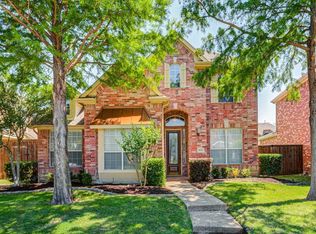 1620 Crosson Dr, Carrollton, TX 75010
