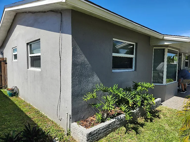 3345 Hayes St — Photo 4