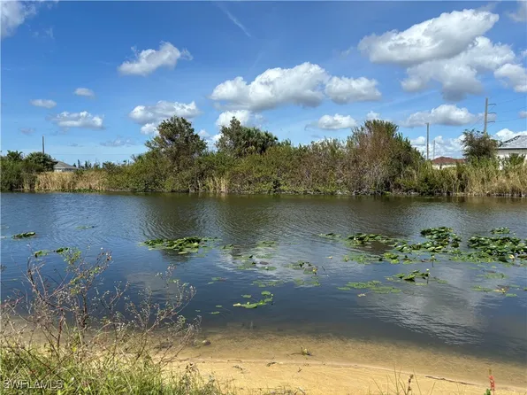 2418 NW 10th St, Cape Coral, FL 33993