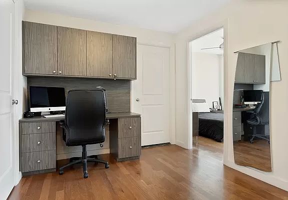 3rd image of 5-49 Borden Ave #9-F