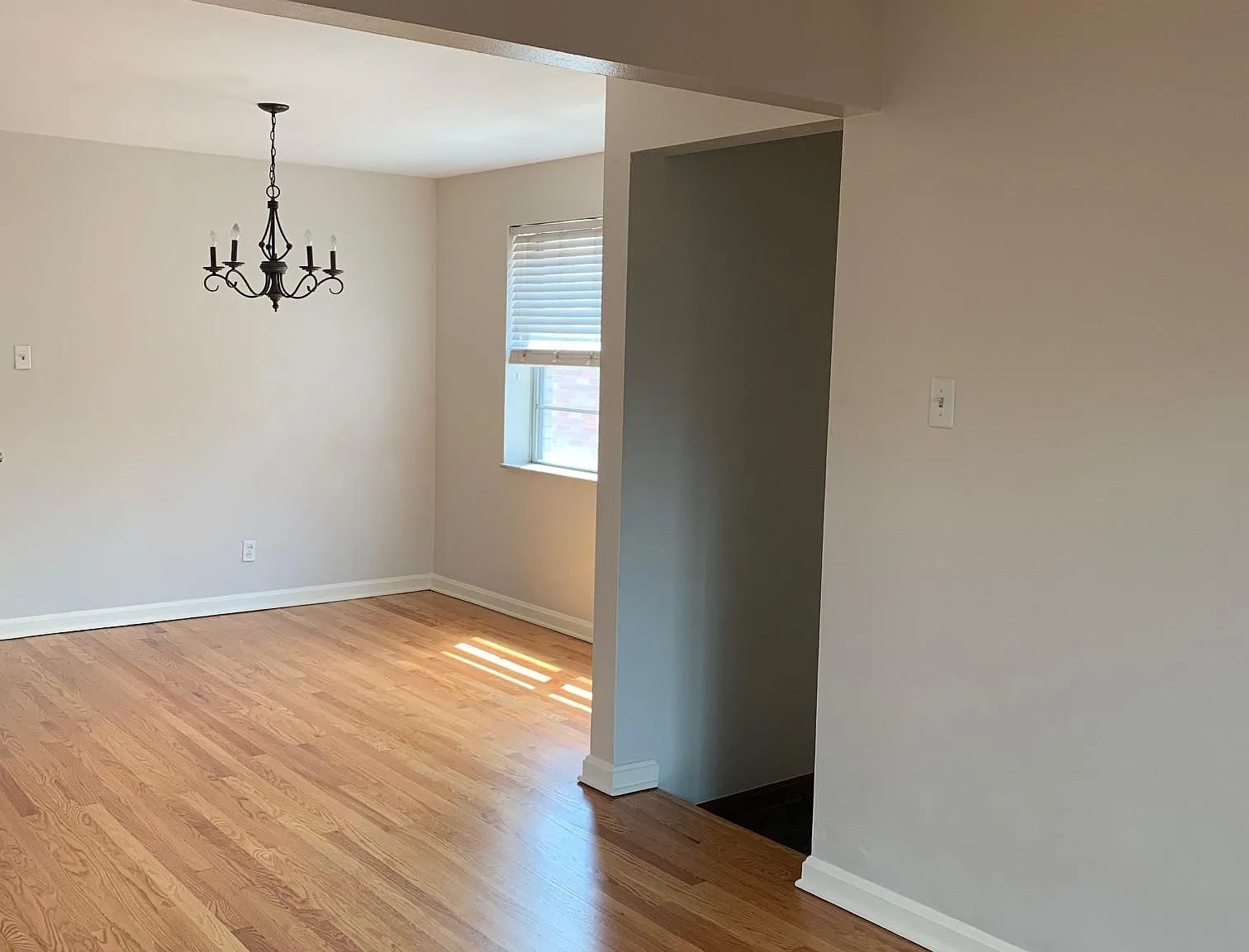 2 bed, 1350 sqft, $1,400 — Photo 1