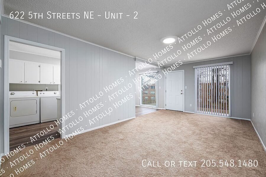 1st image of 622 5th St NE Unit 2