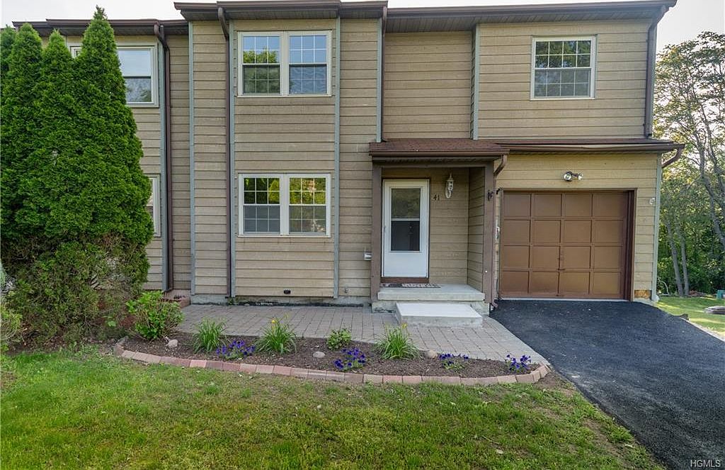 41 Hamlet Ct, Wappingers Falls, NY 12590 Zillow