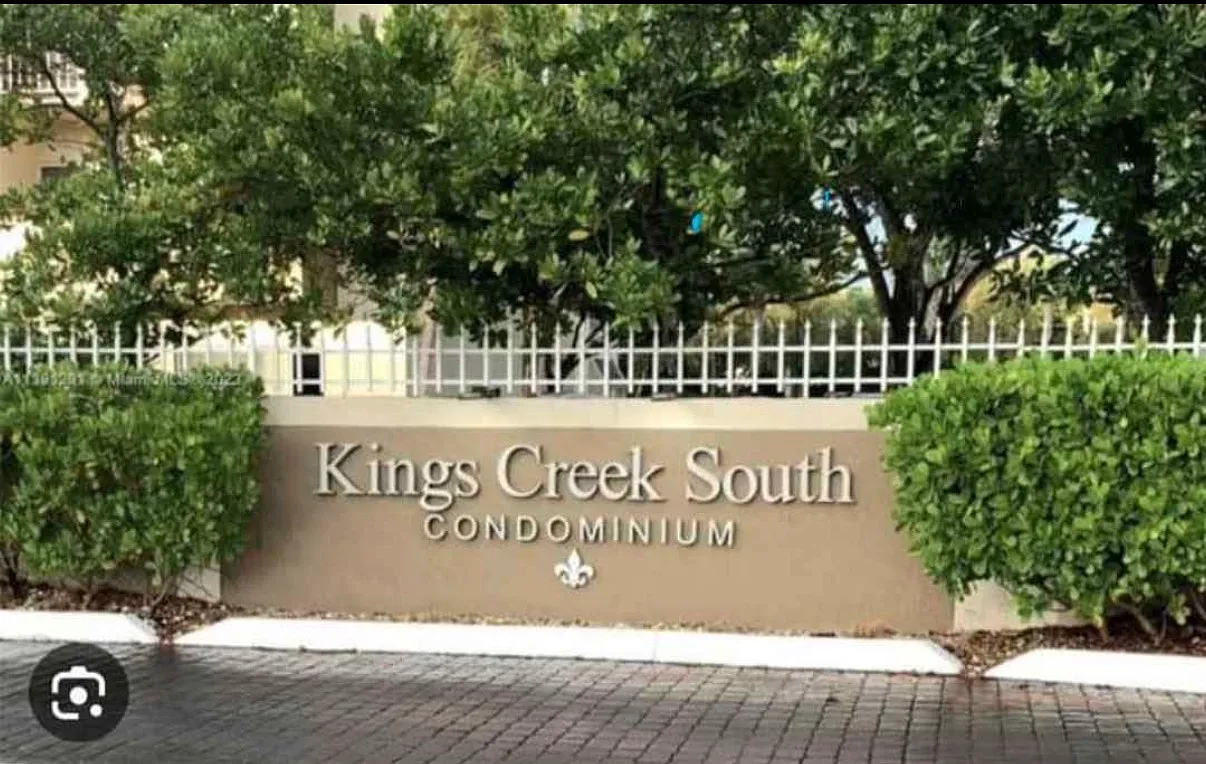 1 bed, 1.5 bath, 850 sqft, $1,925 — Photo 1