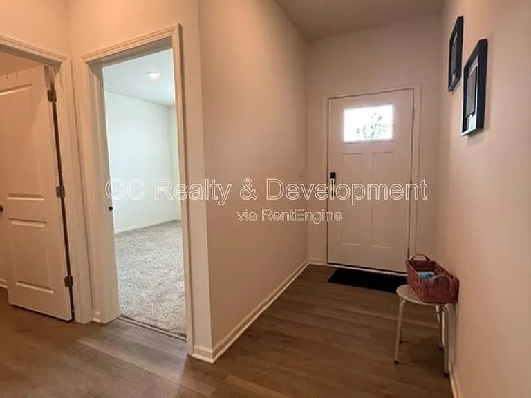 14729 S Greenbriar Dr — Photo 2