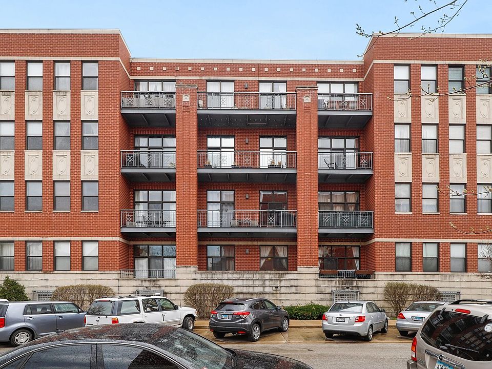 1st image of 4011 N Francisco Ave Unit 209