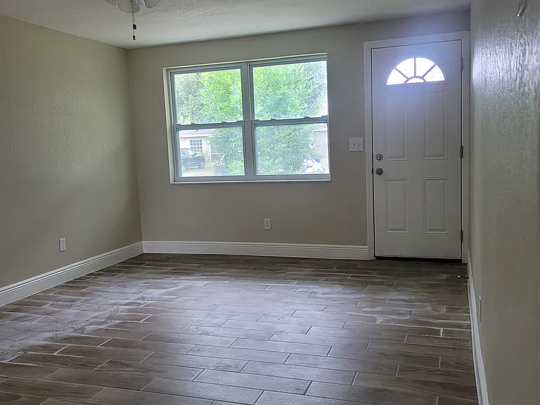 4846 Lake Ridge Ln — Photo 7