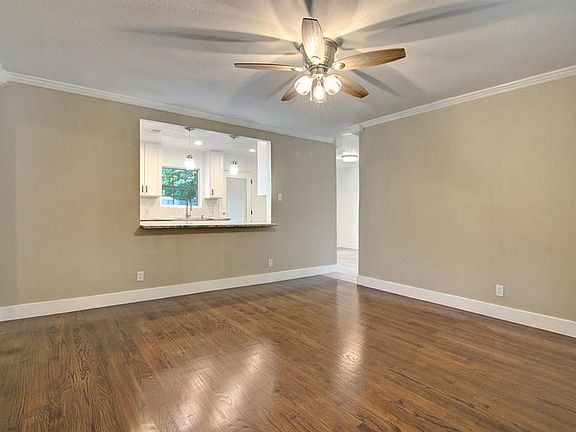 4th image of 2956 Lavita Ln