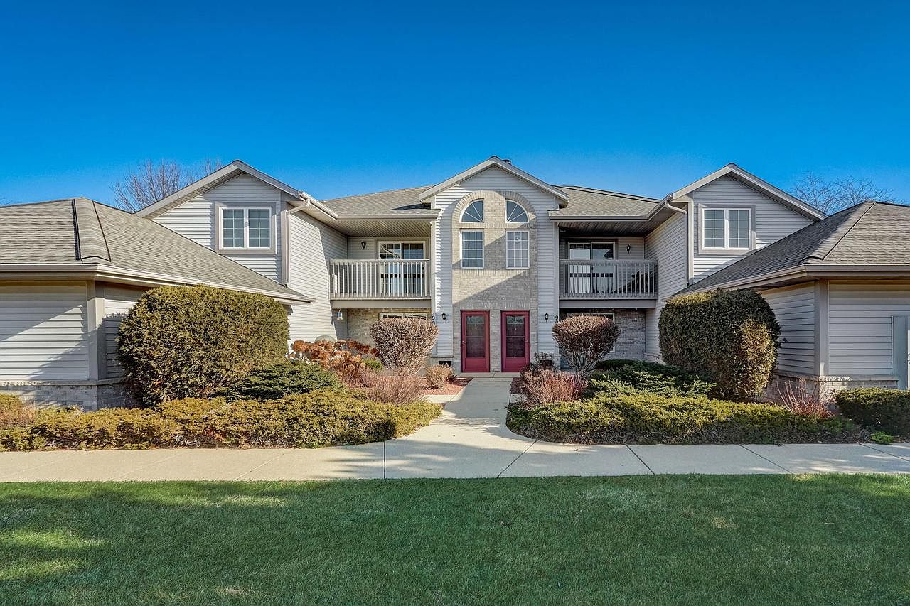 909 Quinlan DRIVE UNIT H, Pewaukee, WI 53072 Zillow