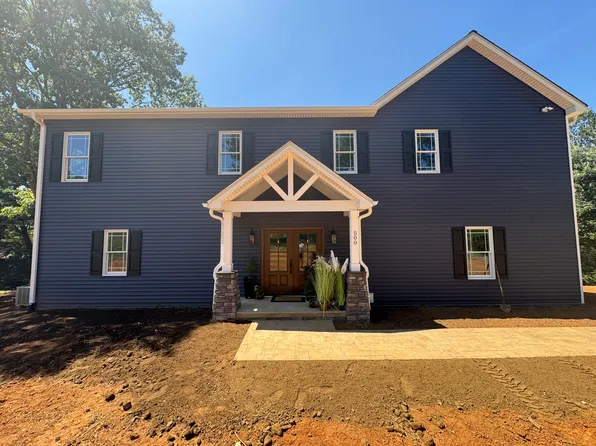 500 Surfside Dr, Moneta, VA 24121