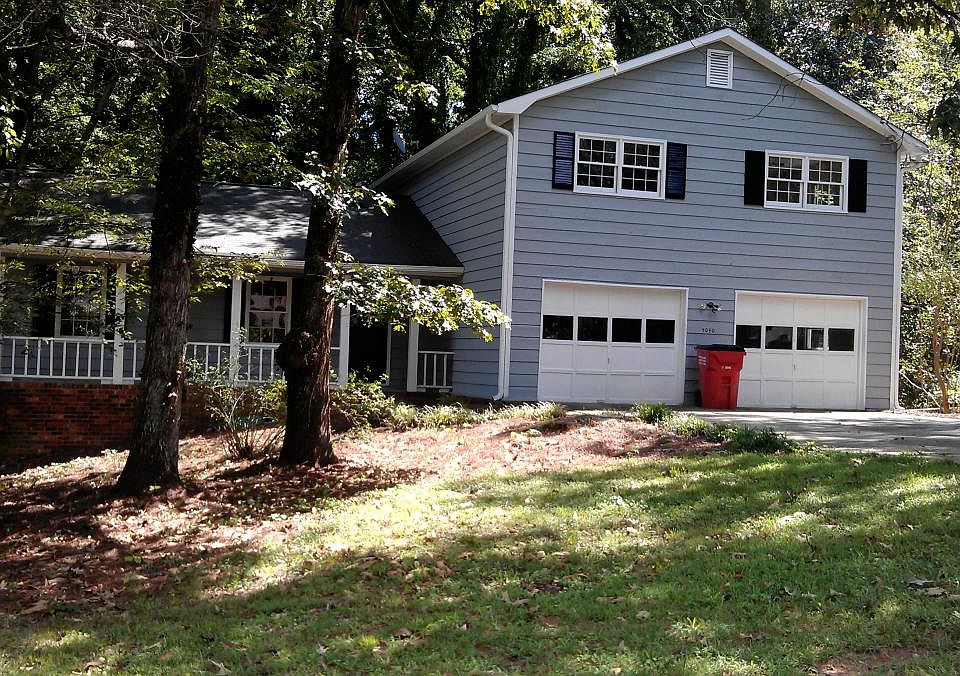 Charming Home and Move in today!