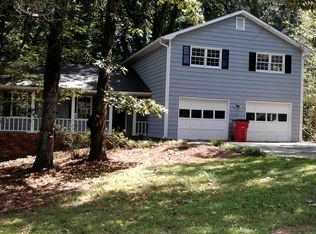 5040 Fitts Dr NE, Alpharetta, GA 30075