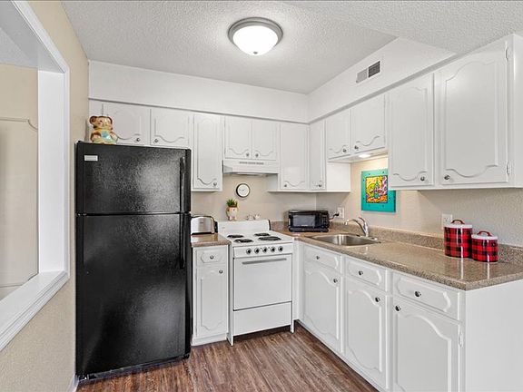 5th image of 5932 Outlook St #5932302