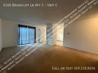 6166 Briarcliff Ln APT C, Kalamazoo, MI 49009