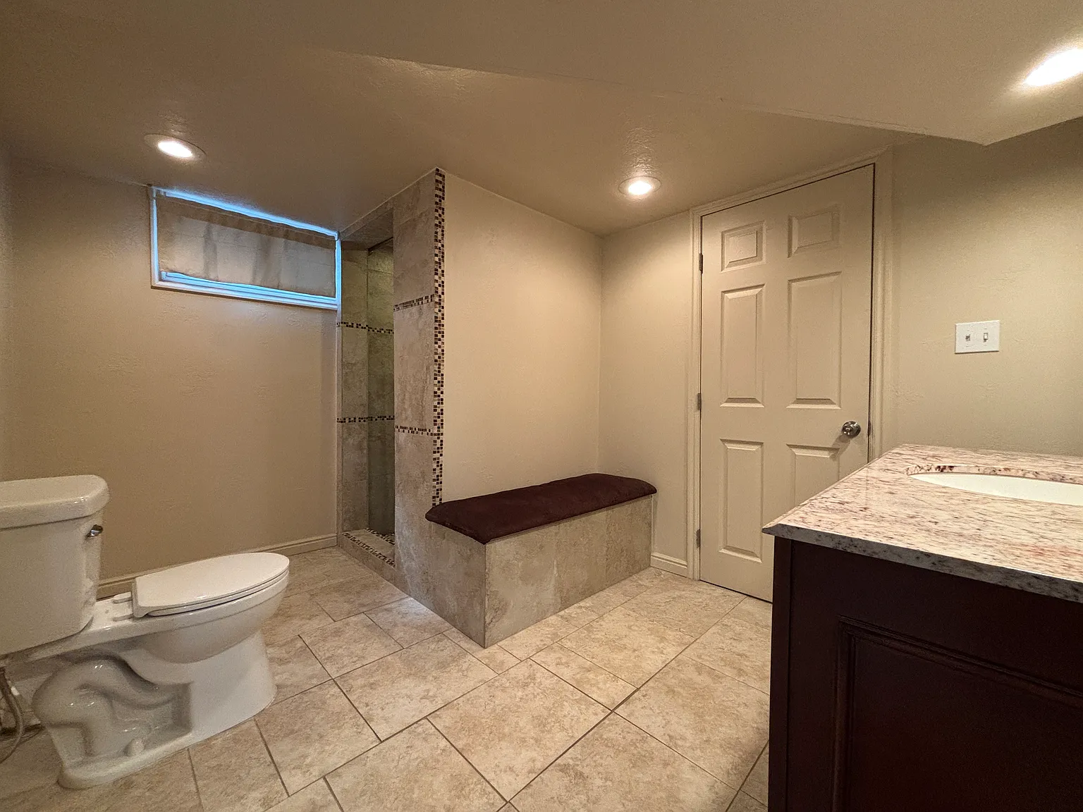 174 E Pioneer Ave S — Photo 4