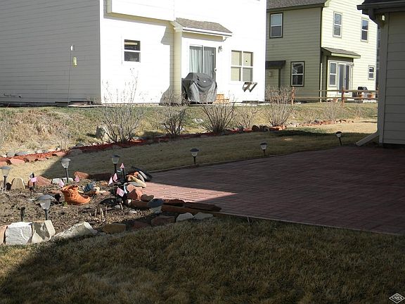 3rd image of 515 Bluffs Dr