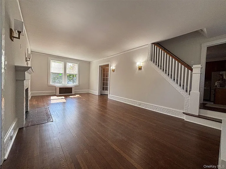 23 Perry Ave — Photo 4