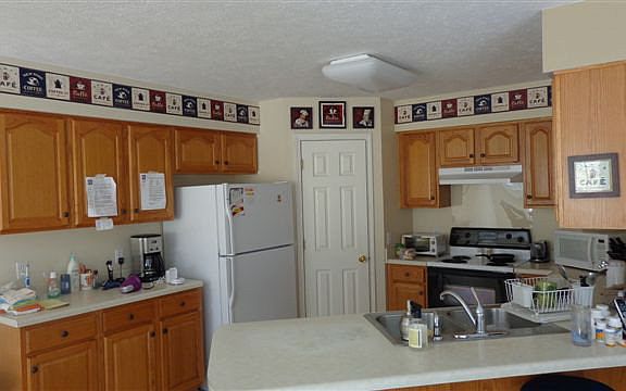 4th image of 321B Paris Harbor Dr
