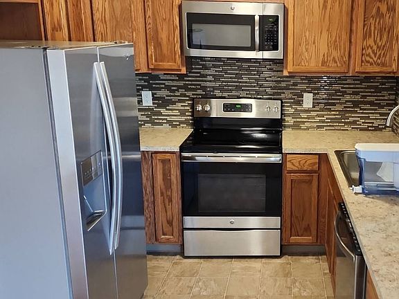 5th image of 2558 River Rd #362