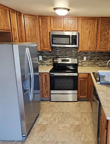 Floor plan 2562 River Road
