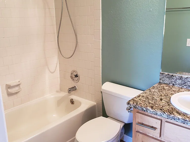 370 Tabor Ave — Photo 18