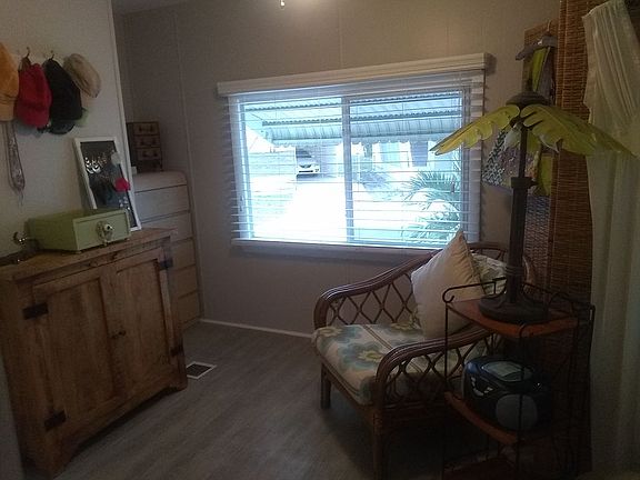 2nd image of 5223 Fairfield Ave S #88