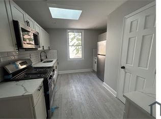 2320 Fleet St, Baltimore, MD 21224