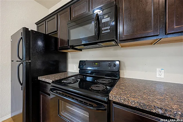 13051 Oconnor Cv — Photo 7