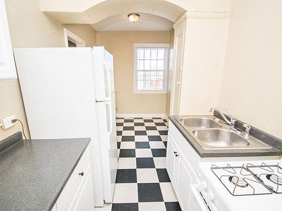 5th image of 1100 E 14th Ave APT 24