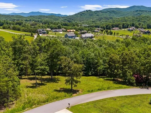 2434 Standing Meadow Dr Lot 32, Young Harris, GA 30582