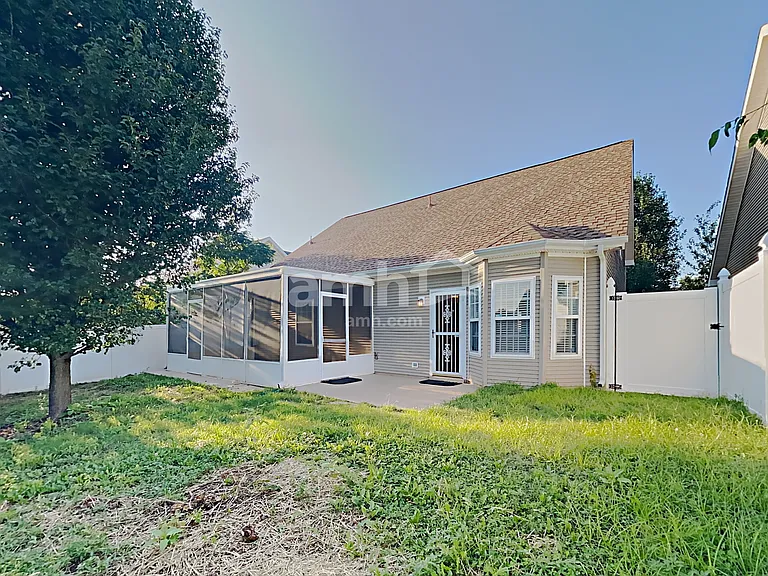 1727 Antebellum Dr — Photo 15