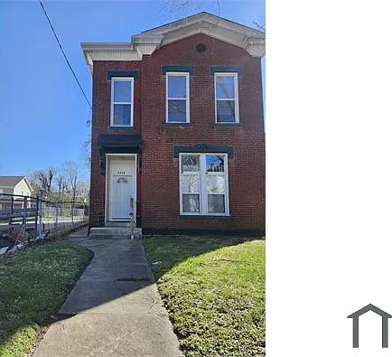 2408 W Chestnut St #1 — Photo 1