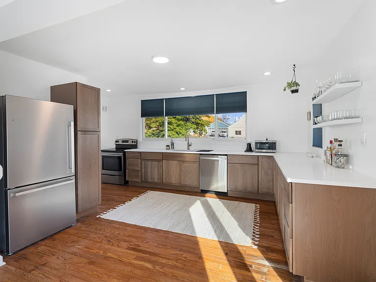 7609 Iroquois Ave — Photo 17