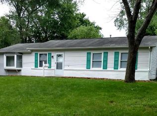 102 N Cypress Rd, Sterling, VA 20164