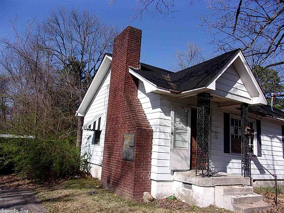 2nd image of 801 W 22nd Ave