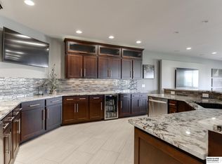 18910 N Hws Cleveland Blvd, Elkhorn, NE 68022