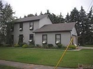 306 Struthers Liberty Rd, Campbell, OH 44405