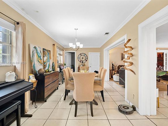 4th image of 12330 SW 39th Ter