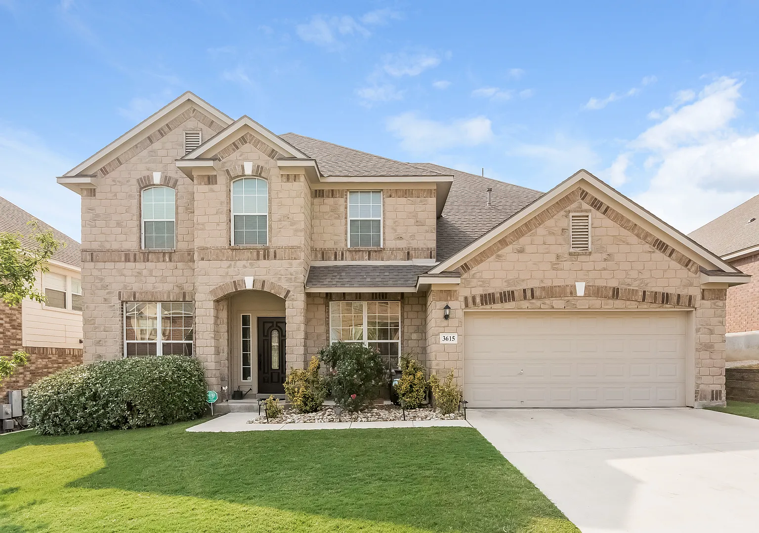 5BR/4 Bath Home in Bulverde Village — Photo 1