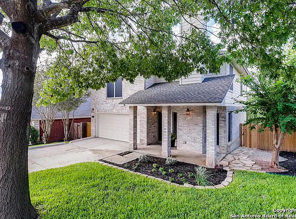 2nd image of 6134 Oakwood Trl