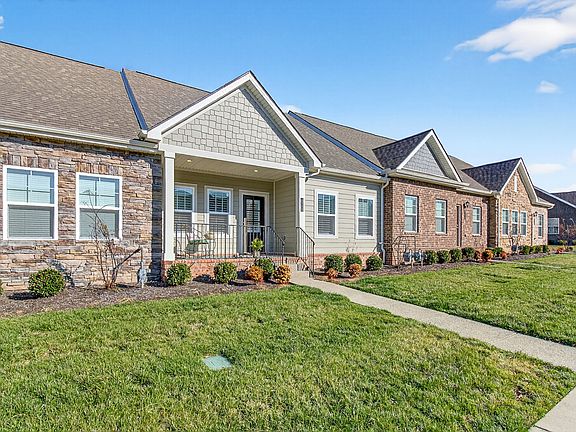 4th image of 1560 Cedarbrooke Ln