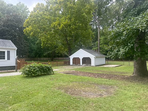 Large garage/wired workshop