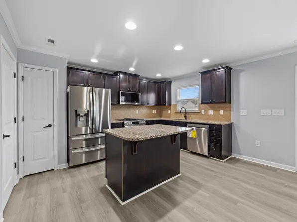 2616 Fortrose Ln, Fuquay Varina, NC 27526